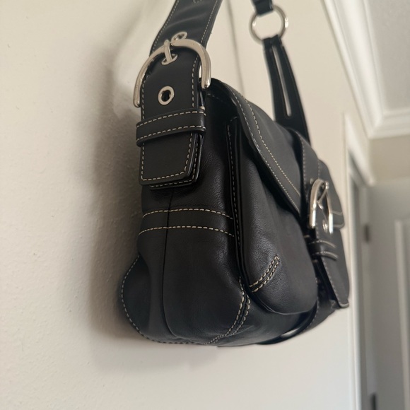 Coach Black Shoulder Soho Black Multi Pocket Bag - Picture 3 of 9